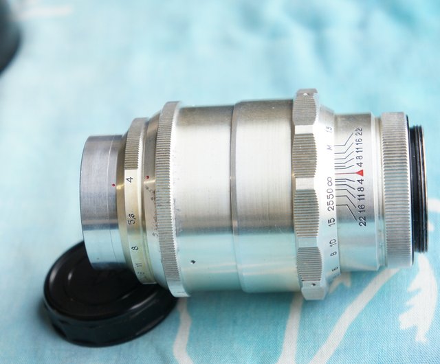 ジュピター11  ロシア製　135mm f4 マウントm39 JUPITER-11 4/135mm KOMZ lens M39-L39 screw mount FED Leica
