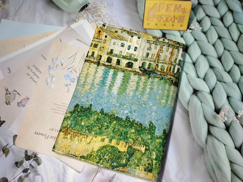 油畫系列-克林姆城堡款美國布料-布書套-布書衣可適用A5/25K規格 - 書衣/書套 - 棉．麻 