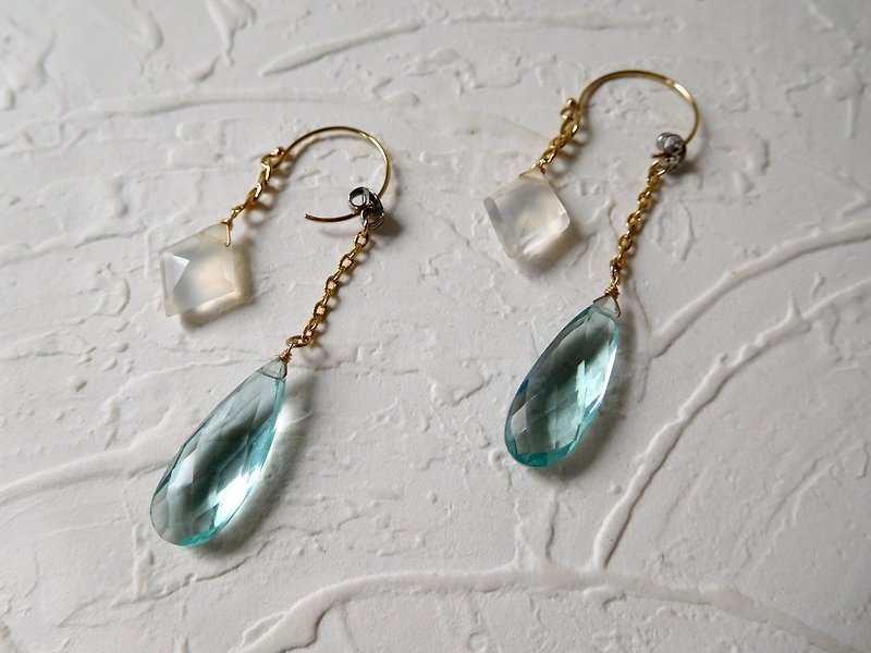 14k gold hook-shaped geometric moonstone quartz front and rear buckle earrings can be changed to the reservation - ต่างหู - โลหะ สีเขียว