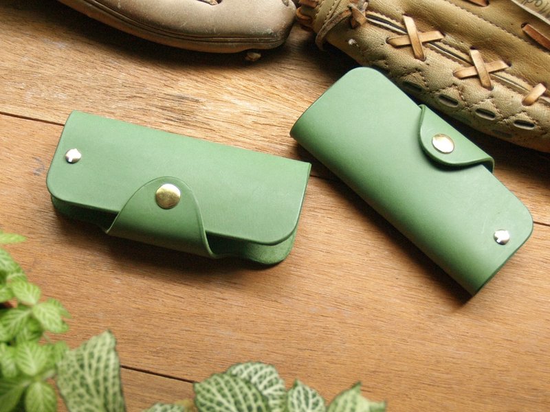 Leather Key Case ( Custom Name ) - Grass Green - ที่ห้อยกุญแจ - หนังแท้ สีเขียว