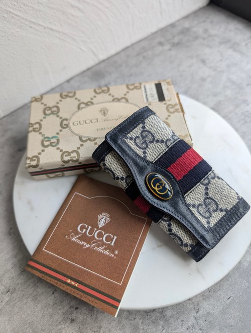 ほぼ未使用！グッチ　キーケース GUCCI（キーホルダー）のフリマアイテム一覧