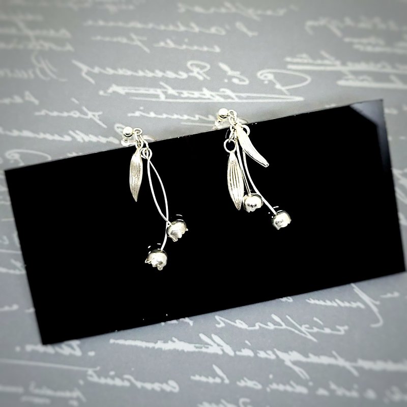 Silver Niobium Artwork| Silver Clay/Lily of the Valley Clip-On/Handmade Silver Jewelry Mother's Day Gift - Earrings & Clip-ons - Sterling Silver Silver