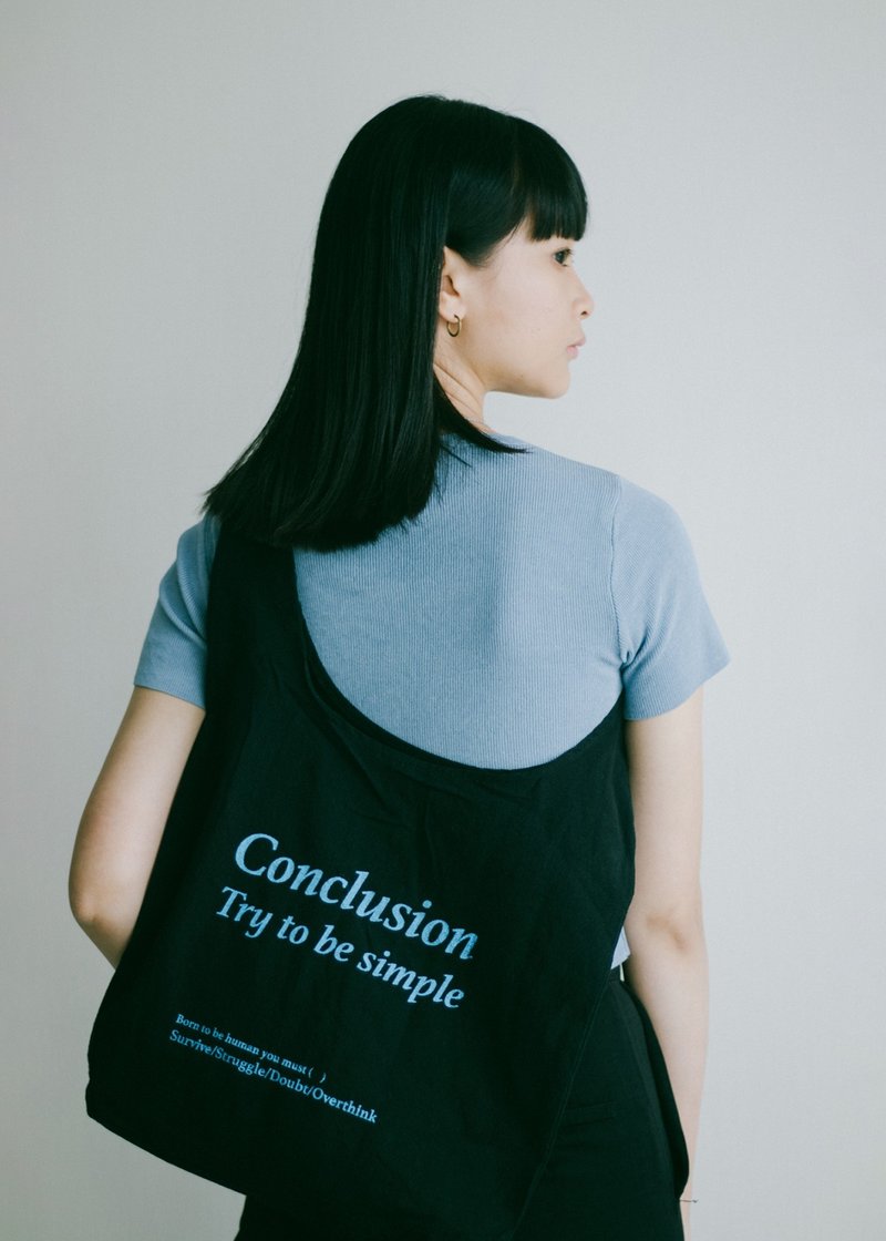 Conclusion  宇宙藍 綁帶細壓褶側背包-交換禮物-聖誕包裝 - 側背包/斜背包 - 棉．麻 黑色
