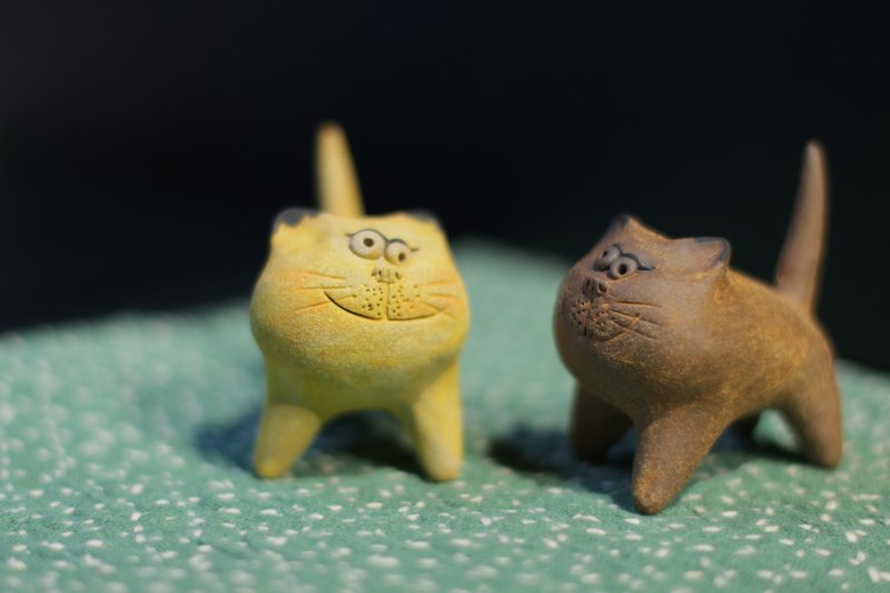 I am a cat - Items for Display - Pottery 