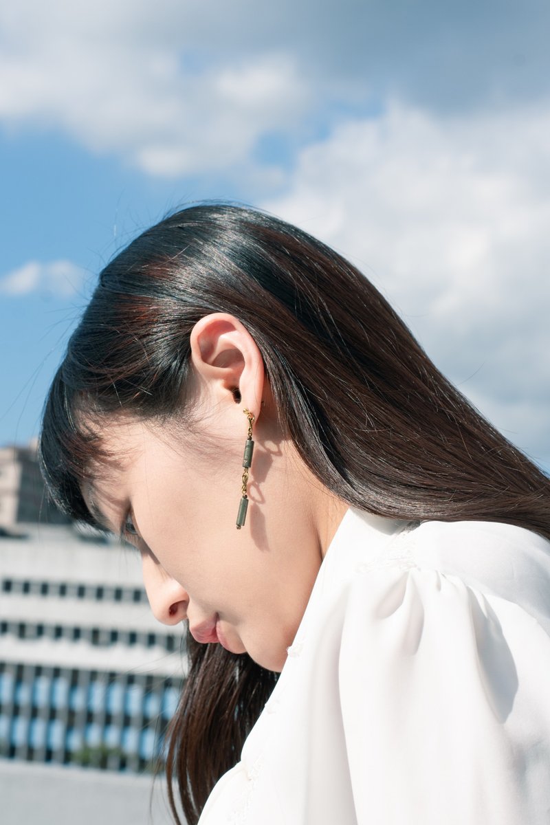 Sight Of Twinkling | 雙層鐵礦 耳針款 - 成對購買 - 耳環/耳夾/耳骨夾 - 銅/黃銅 金色