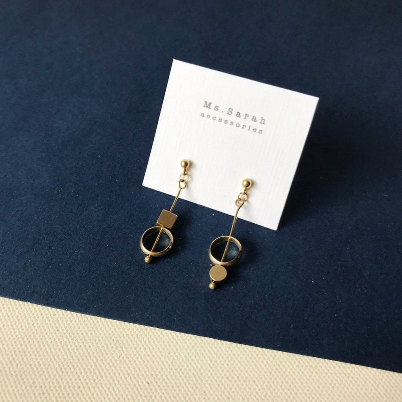 Hide and Seek _ Bronze earrings (folder can be changed) - ต่างหู - ทองแดงทองเหลือง สีทอง