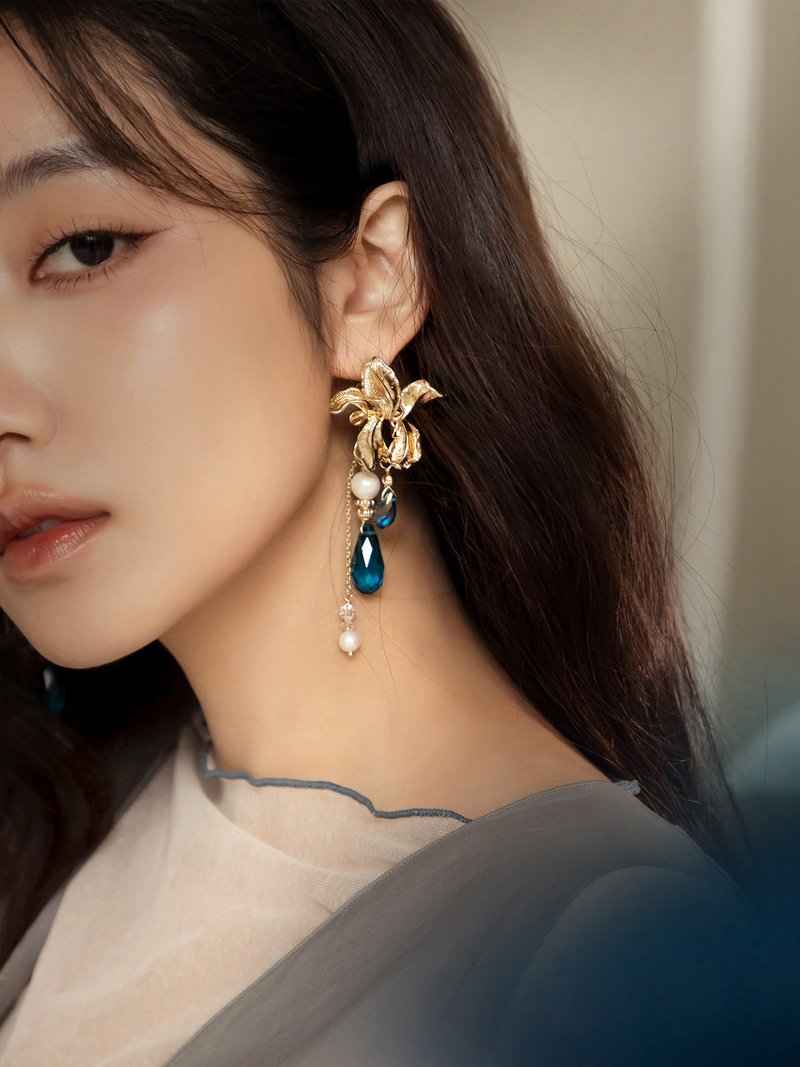 ムレット。 (2way)MUCHAT ハンドメイド 14KGP フラワー パール クリスタル スターリング シルバー ニードル イヤリング - ピアス・イヤリング - 金属 ブルー