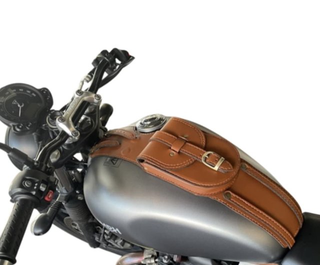 ムスタングTriumph /美品 トライアンフ ボンネビルT120/T100 に特別仕様車、『大脱走』の