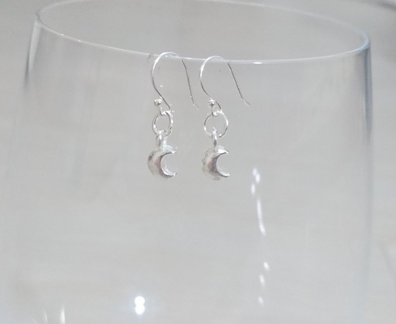 925 sterling silver earrings earrings earrings small moon - Earrings & Clip-ons - Other Metals 