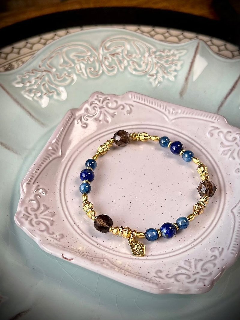 -Guardian of Relics-Natural crystal bracelet/ Bronze bracelet - Bracelets - Semi-Precious Stones Blue