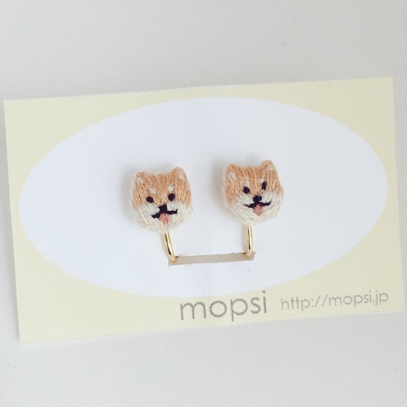柴犬　刺繍ピアス/イヤリング - 耳環/耳夾/耳骨夾 - 繡線 咖啡色
