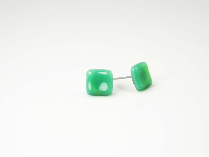 Glass earrings -Pantone 346 - ต่างหู - แก้ว สีเขียว