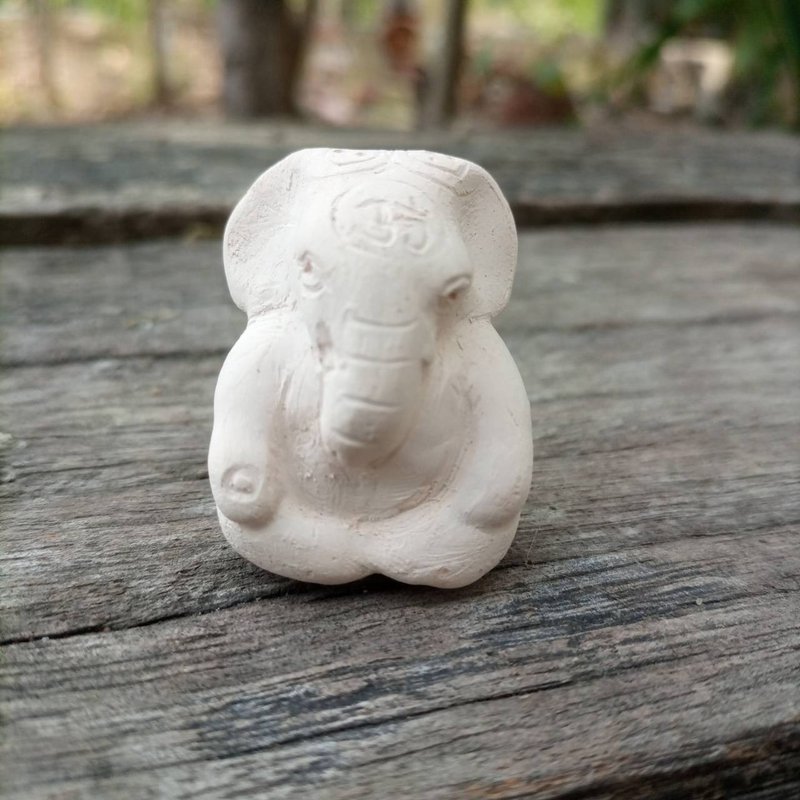 Clay sculpture White clay sculpture Lord Ganesha sculpture Floating clay sculptu - Items for Display - Clay 