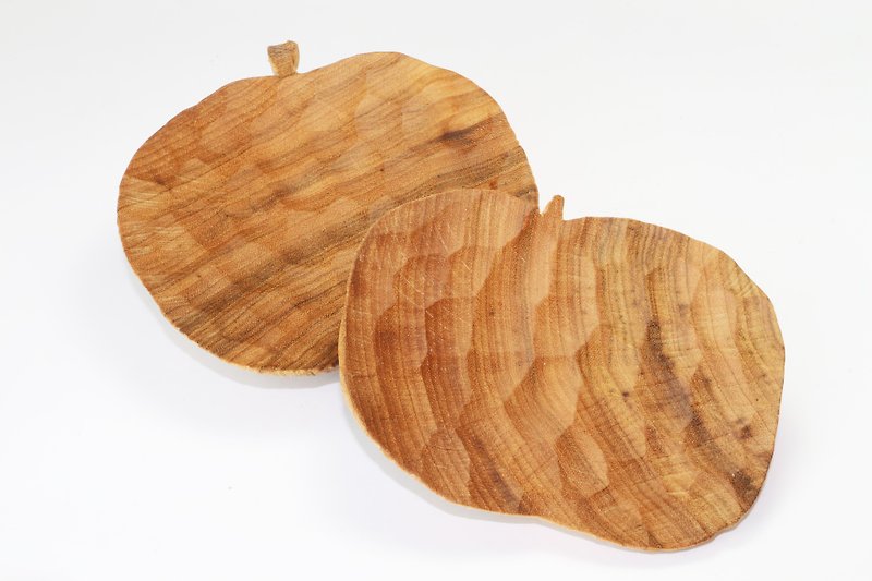 Apple series wooden tray (feeling type)--afternoon tea snack tray--woodcut--handmade--handmade - จานเล็ก - ไม้ สีนำ้ตาล