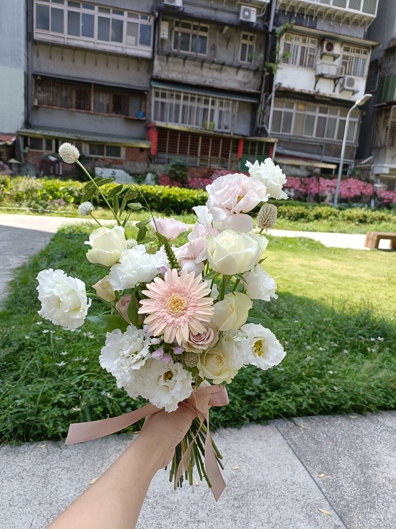 韓式新娘捧花 可客制 - 乾燥花/永生花 - 植物．花 