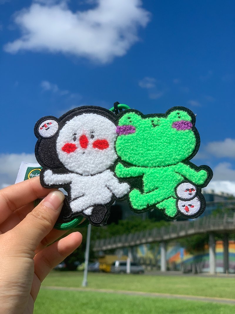 BiuBiu&FROGFROG embroidery keychain and cute luggage tag together - Keychains - Thread Green