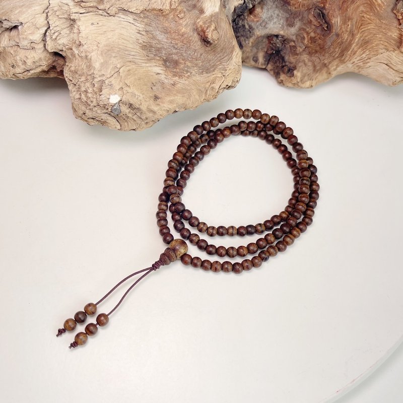 Fresh fragrance/avoid evil and soothe the nerves/Vietnam Nha Trang agarwood three-circle hand beads - สร้อยข้อมือ - ไม้ 