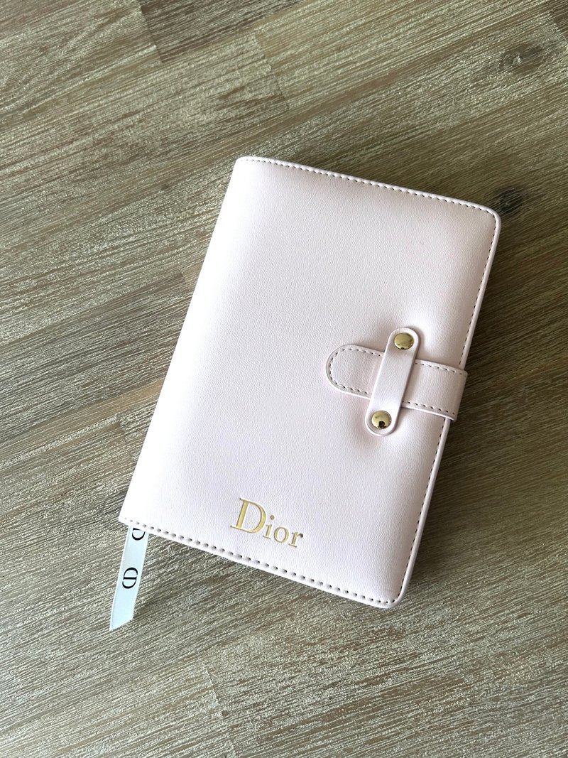 Japanese second-hand CHRISTIAN DIOR pink portable notebook - สมุดบันทึก/สมุดปฏิทิน - วัสดุอื่นๆ สึชมพู