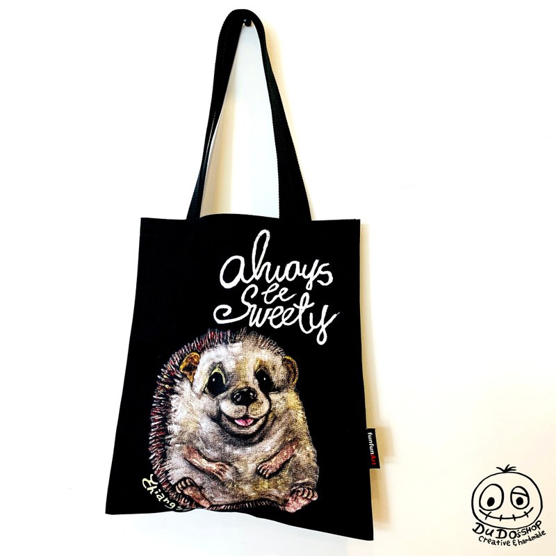 Hand-painted illustration hedgehog canvas bag/environmental bag/shopping bag/handbag/tote bag/shoulder bag side back - กระเป๋าถือ - ผ้าฝ้าย/ผ้าลินิน 