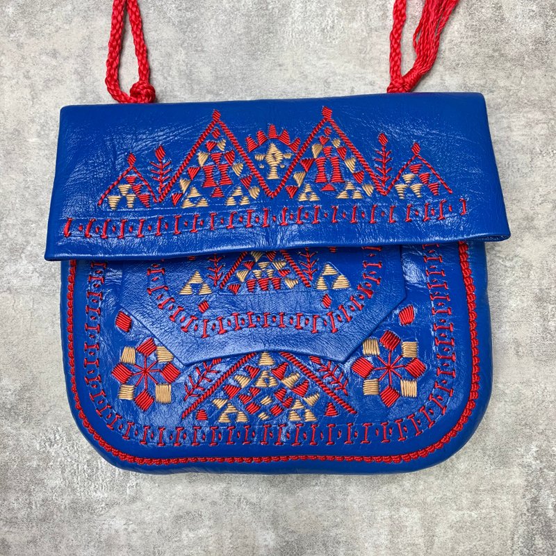 Gnawa 圖騰刺繡包 撒哈拉的滿天星斗 - 側背包/斜背包 - 真皮 藍色