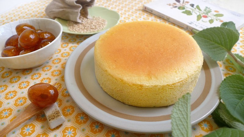 — Gluten-Free — Brown Rice Cake - Golden Jujube Light Cheese (6吋) - เค้กและของหวาน - อาหารสด สีส้ม