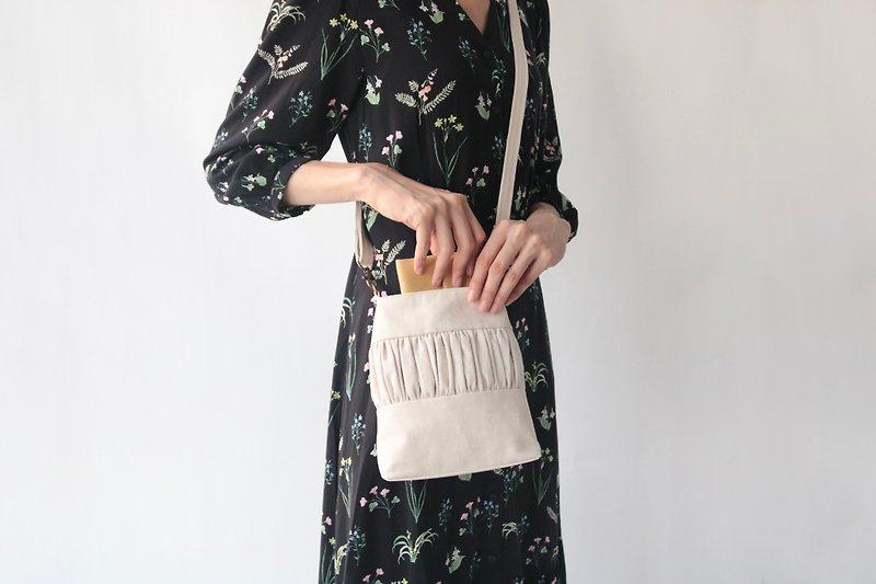 Crepe canvas cross-body bag-Doric - Messenger Bags & Sling Bags - Cotton & Hemp White