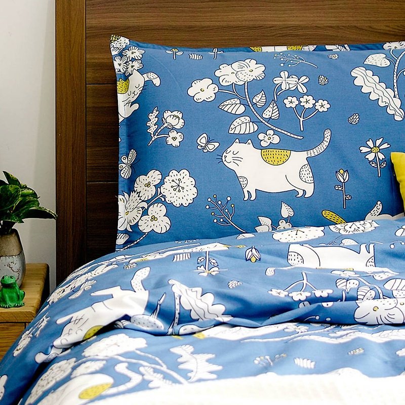 蘭金喵 枕套+被套兩件組 單人雙人原創手繪貓咪40支純棉 床包另購 - 寢具/床單/被套 - 棉．麻 藍色