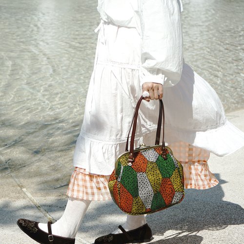 絣織型染着物クリエイティブショルダーがま口バッグ - 森命絵本/大容量