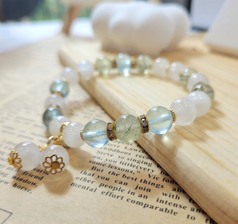 AgIo. Moonstone/Aquamarine/ Stone. Handmade crystal bracelet - สร้อยข้อมือ - คริสตัล 