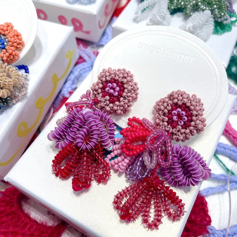 【flower pop pierce/earring】pink mix - Earrings & Clip-ons - Other Materials Pink