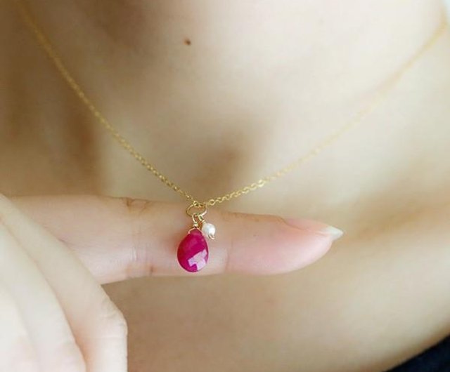 1546 ルビーと淡水パールネックレス
