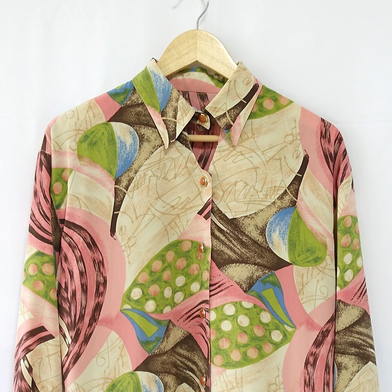 │Slowly│ vintage jacket 34│vintage. Retro. Literature - เสื้อเชิ้ตผู้หญิง - เส้นใยสังเคราะห์ หลากหลายสี