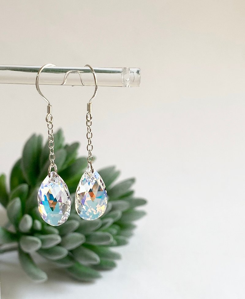 Dangling Swarovski crystal 925silver earring - ต่างหู - เงินแท้ สีใส