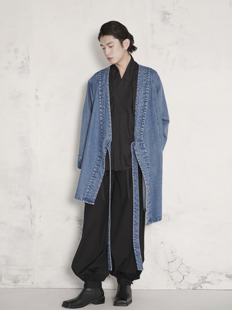 懷舊淺藍 中式漢服丹寧長外套 無性別穿搭 - 男夾克/外套 - 其他材質 藍色