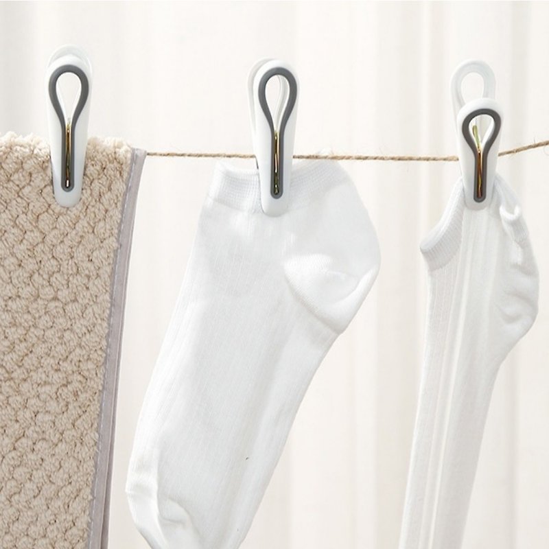 12 fixed plastic clips for drying, durable and non-damaging, white and green mixed color clothes drying rack, traceless clip, underwear clip - ตะขอที่แขวน - พลาสติก 