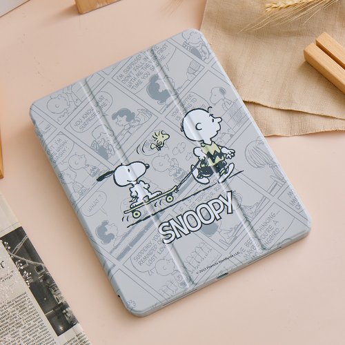 TOYSELECT SNOOPY史努比 輕鬆滑板強悍磁吸iPad三折保護殼