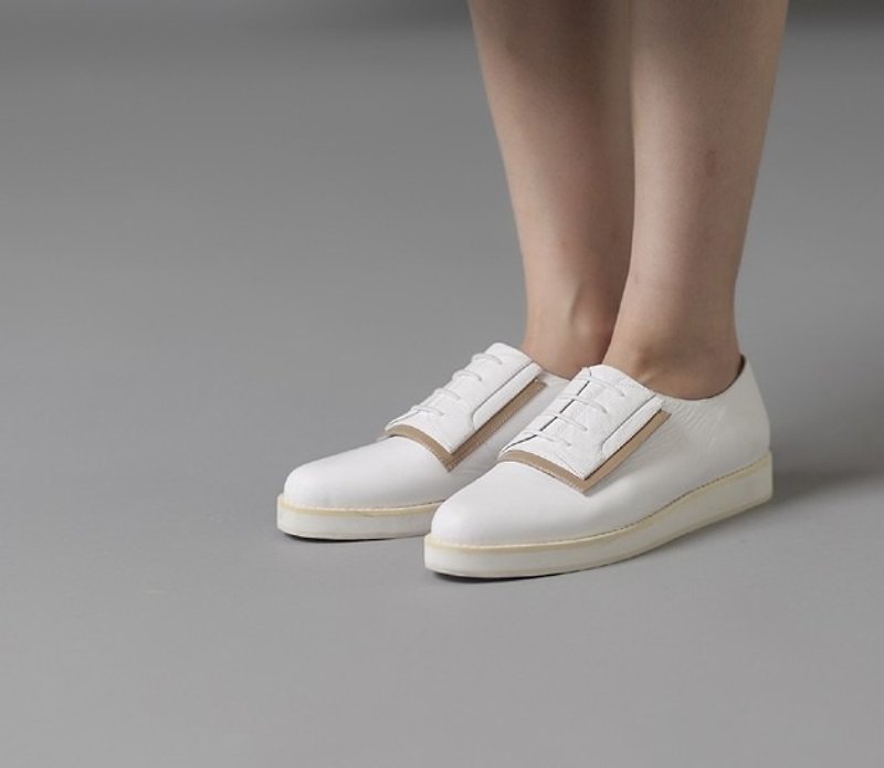 Square devil sticks off the fake strap leather casual shoes white - รองเท้าลำลองผู้หญิง - หนังแท้ ขาว