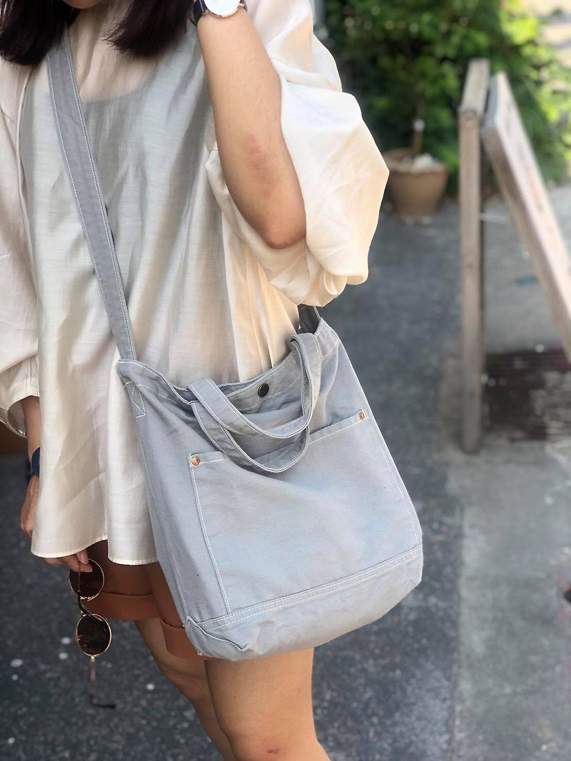 New Light Grey Little Canvas Tote / Weekend bag / Shopping bag - กระเป๋าแมสเซนเจอร์ - ผ้าฝ้าย/ผ้าลินิน สีเทา