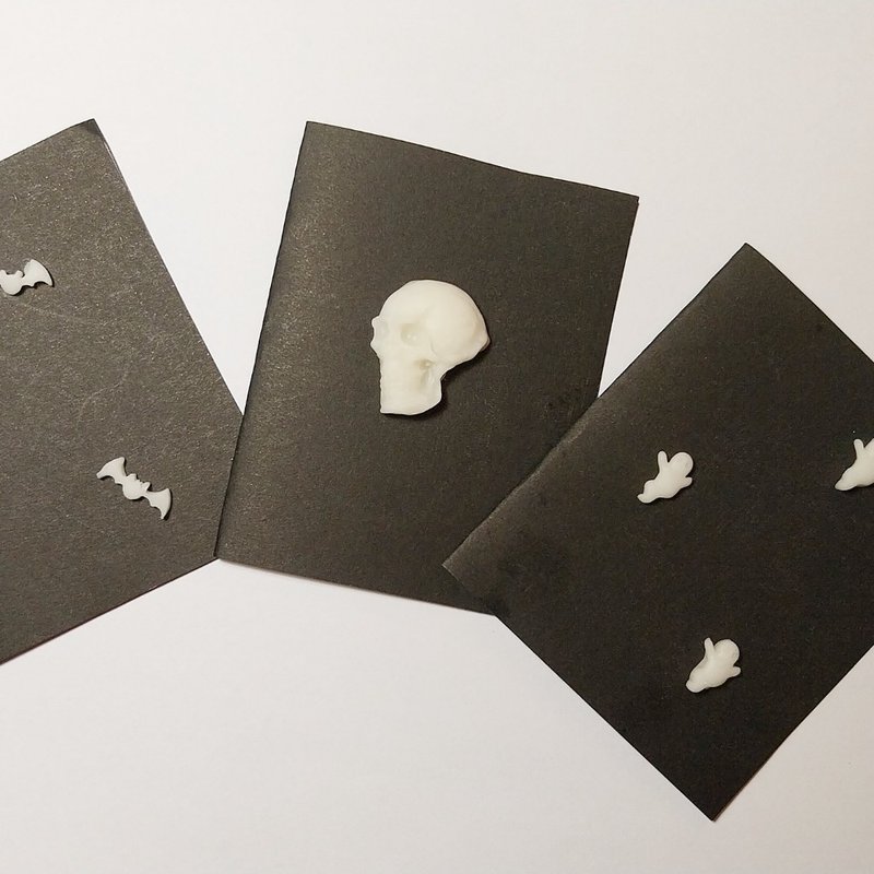 ็Halloween Black Paper Card Handmade Air Dry Clay pack of 10 - 卡片/明信片 - 黏土 黑色