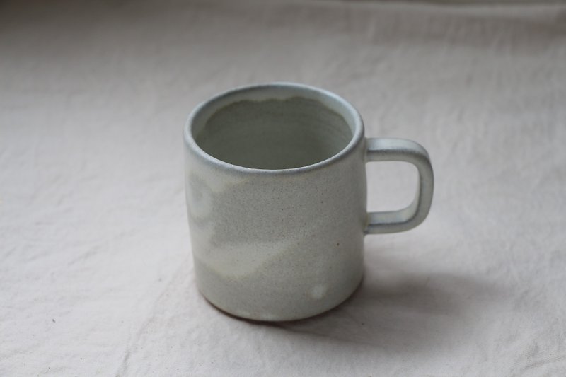 White glaze mug coffee cup - แก้วมัค/แก้วกาแฟ - ดินเผา 
