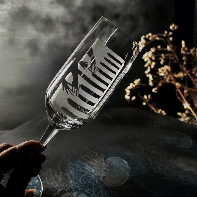 【慶賀杯客製】氣泡酒杯 可配對 手工雕圖/免費刻字 - 酒杯/酒器 - 玻璃 透明