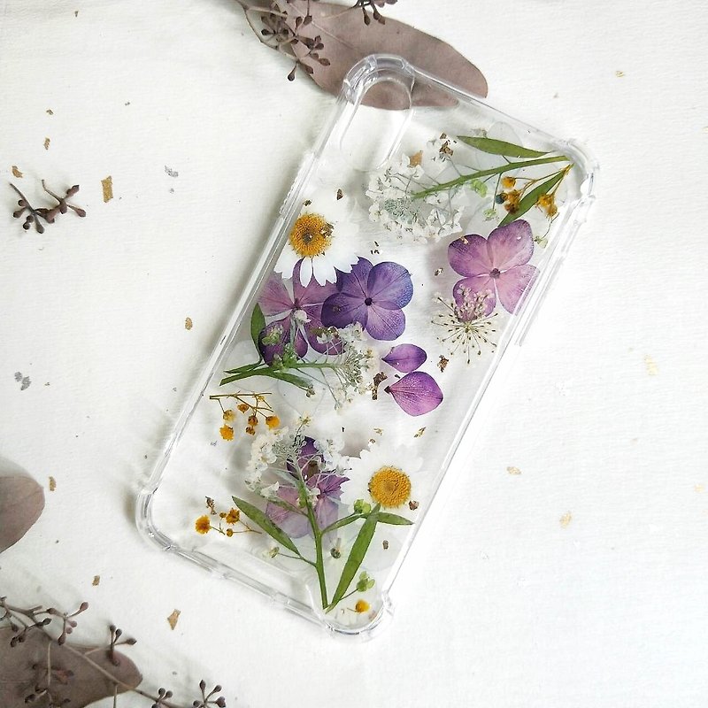 Locus - pressed flower phone case - เคส/ซองมือถือ - พืช/ดอกไม้ สีม่วง
