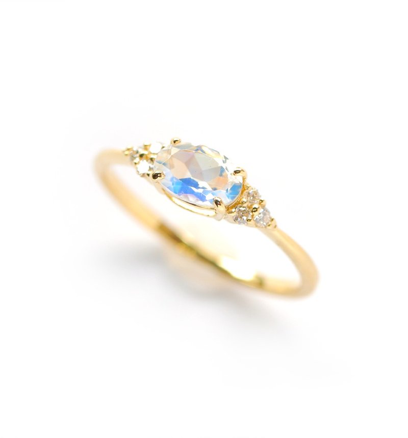ロイヤルブルームーンストーン&ダイヤモンド K18リング オーバルカット ~Ello Ulmia~ 6月誕生石 - 戒指 - 寶石 藍色