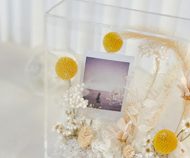 Facing the morning light x non-withering dried flower transparent flower  frame - Shop sumi-road Picture Frames - Pinkoi