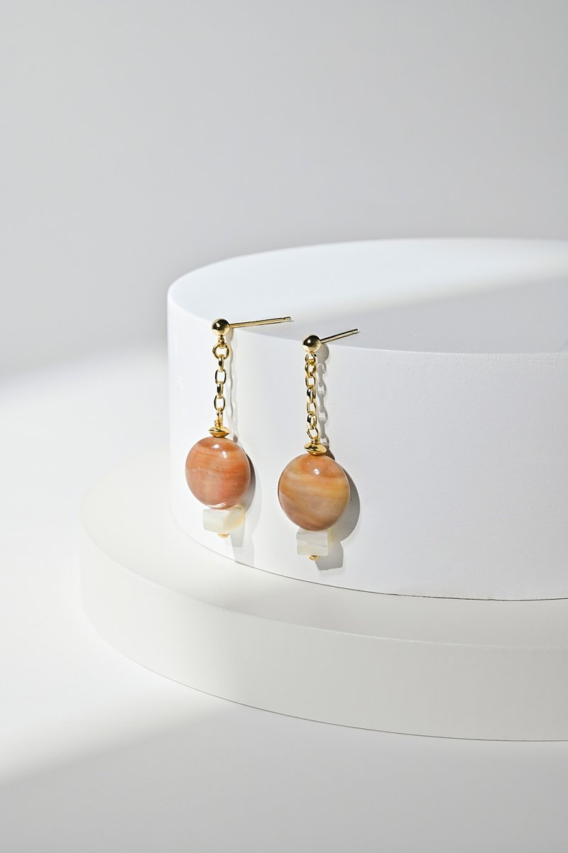 バブルガム スターリングシルバー イヤリング /石/ シェル / JIEGEM Sister's Jewelry - ピアス・イヤリング - 宝石 ピンク