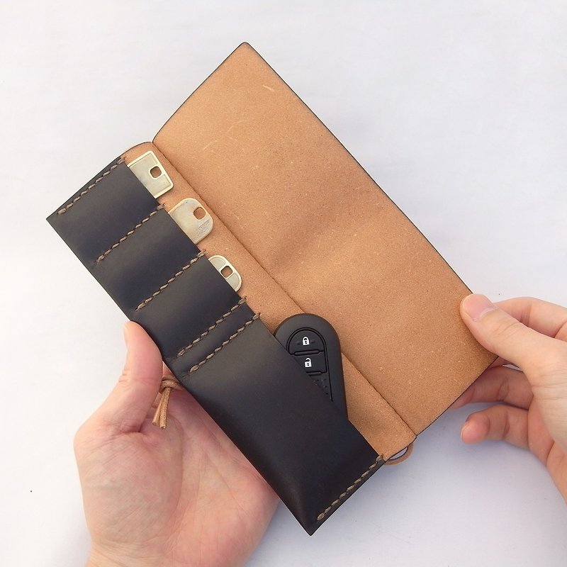 Key Case using Logwood Dyed Leather【zlat/ずらっと】#horizontal type #hand sewn - ที่ห้อยกุญแจ - หนังแท้ สีดำ