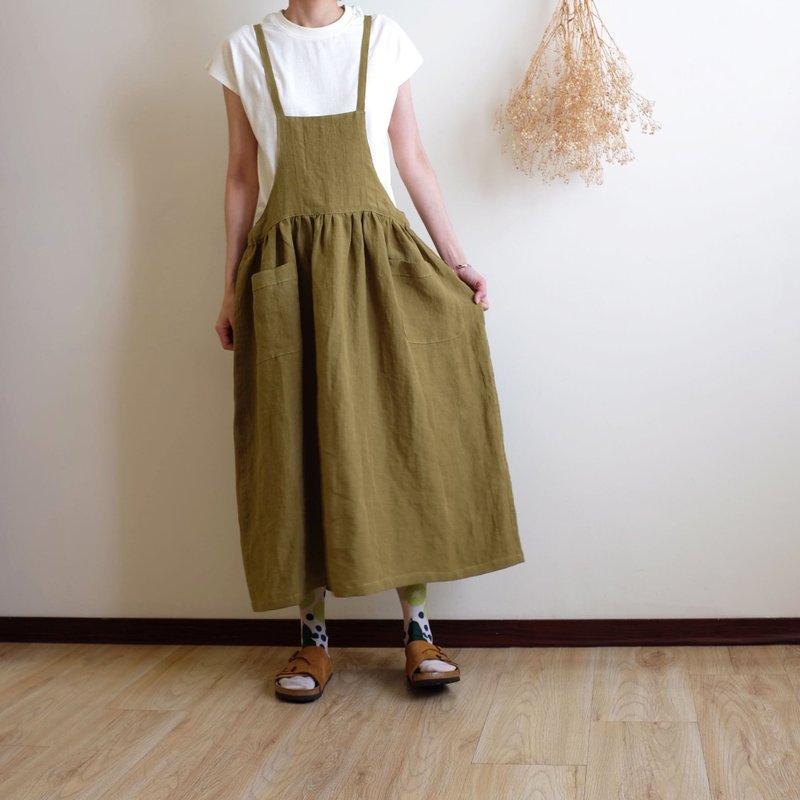 日常の手作り服、まるで少女のよう。淡い抹茶グリーンのローウエストリボンサロペットスカート、リネン - ワンピース - コットン・麻 グリーン
