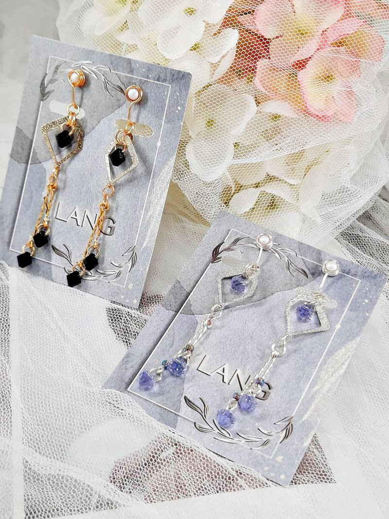 YLANG [Crystal Tassel] Tassel Earrings Swarovski/Artistic Bronze(Painless Clip-On/Ear Hook) - ต่างหู - โลหะ หลากหลายสี