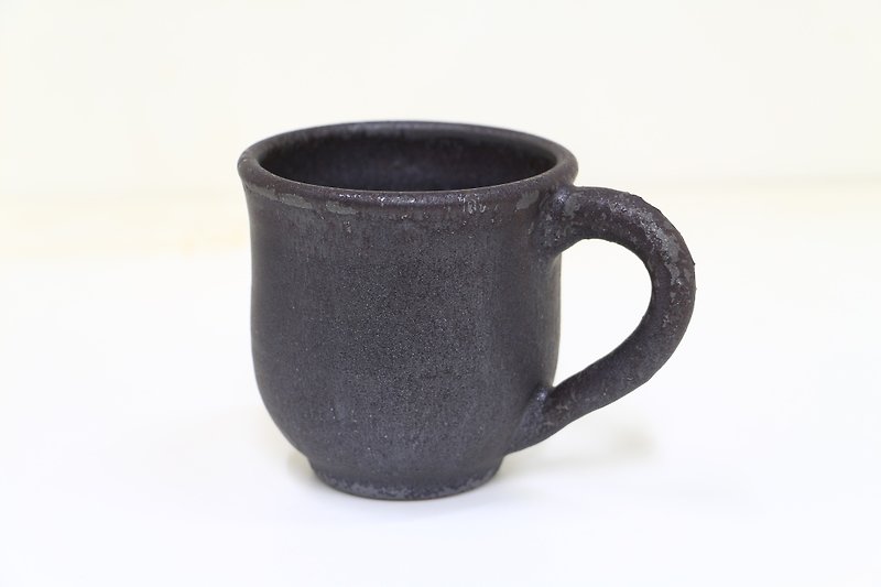 Silver thread/dark black mug-handmade--hand made--drawn blank--glazed--clay - Mugs - Pottery Gray