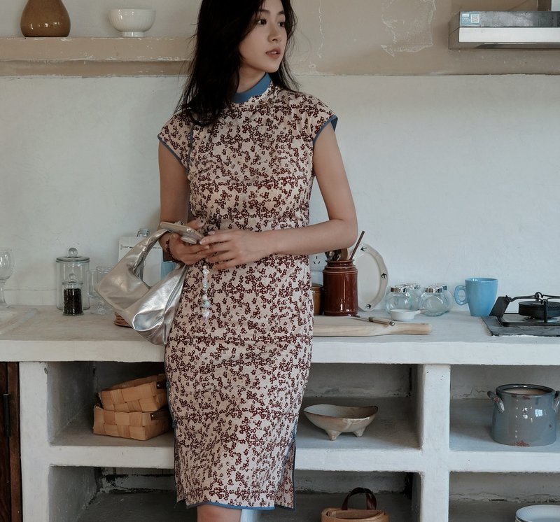 【榴花】新中式復古中國風/異色花瓣/筒子領無袖旗袍 - 旗袍/改良式旗袍 - 棉．麻 紅色
